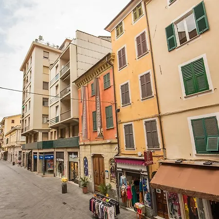 Cinque Terre Decor Apartment La Spezia
